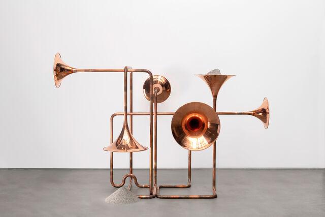 Alicja Kwade, Hypothetical Figure III, 2015
