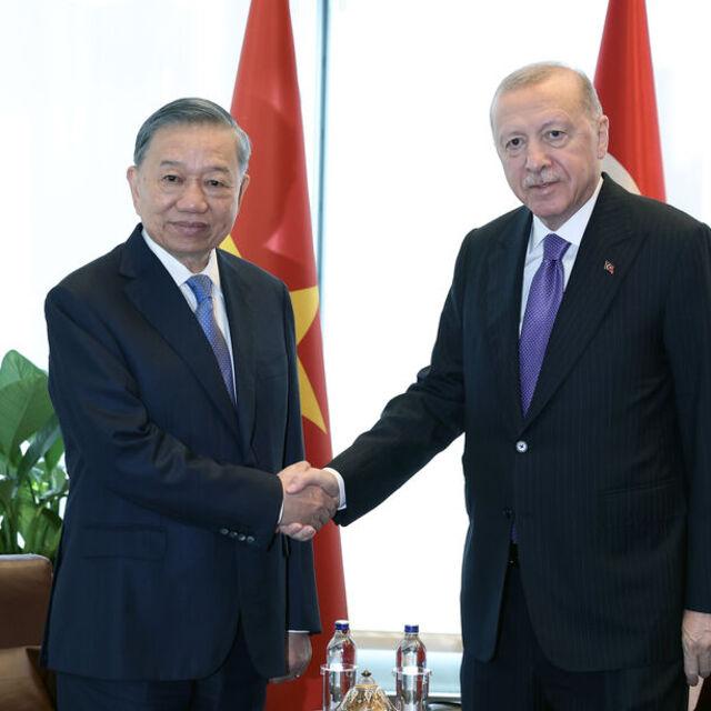 Cumhurbaşkanı Erdoğan'dan diplomasi trafiği