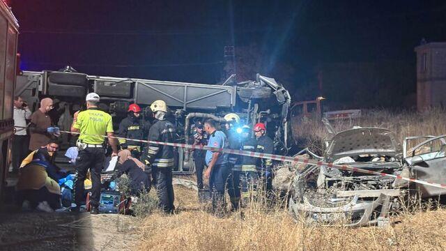 Gaziantep'te feci kaza: Çok sayıda ölü ve yaralı var