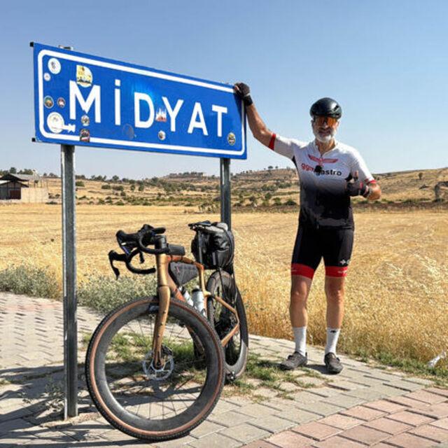 İsviçre'den Midyat'a 4 bin 500 kilometre