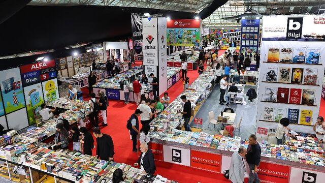 16. Antalya Kitap Fuarı kapılarını açtı