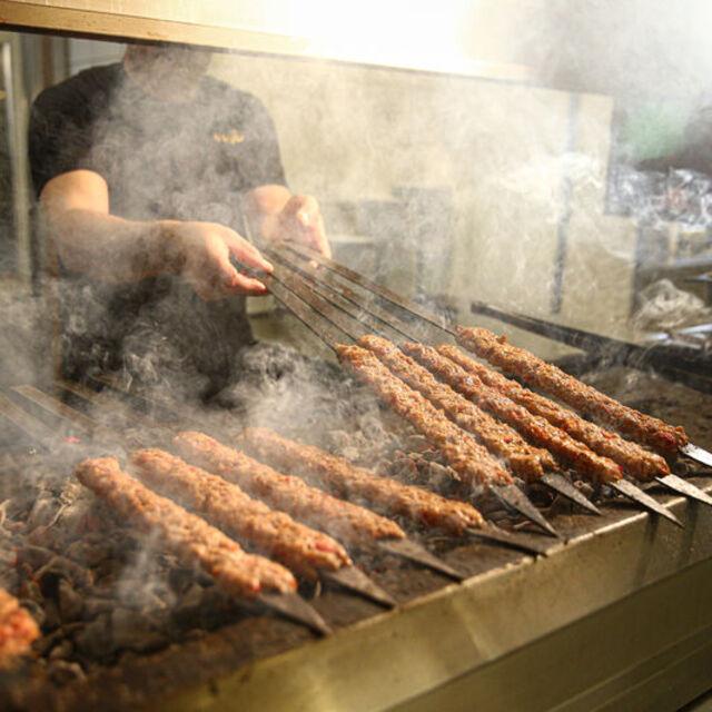 Adana'da Lezzet Festivali öncesi mangallar hazırlandı