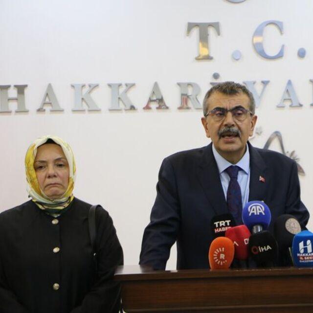 Milli Eğitim Bakanı Tekin Hakkari'de konuştu