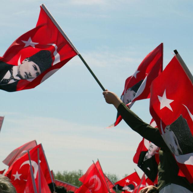 28 Ekim resmi tatil mi?