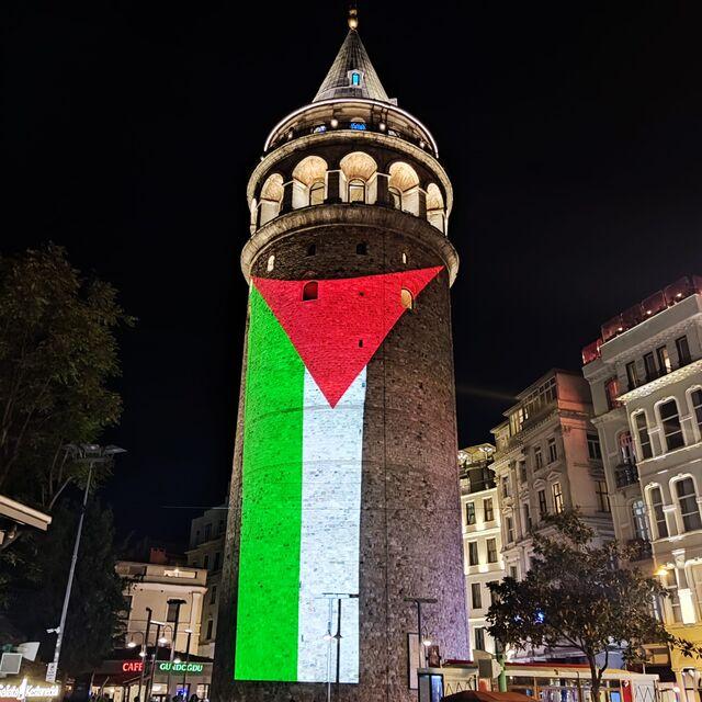Galata'da Filistin'in ışığı