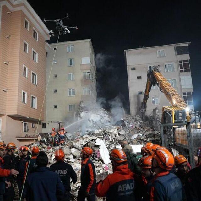 Maltepe'de 7 katlı bina çöktü: 5 kişi öldü!