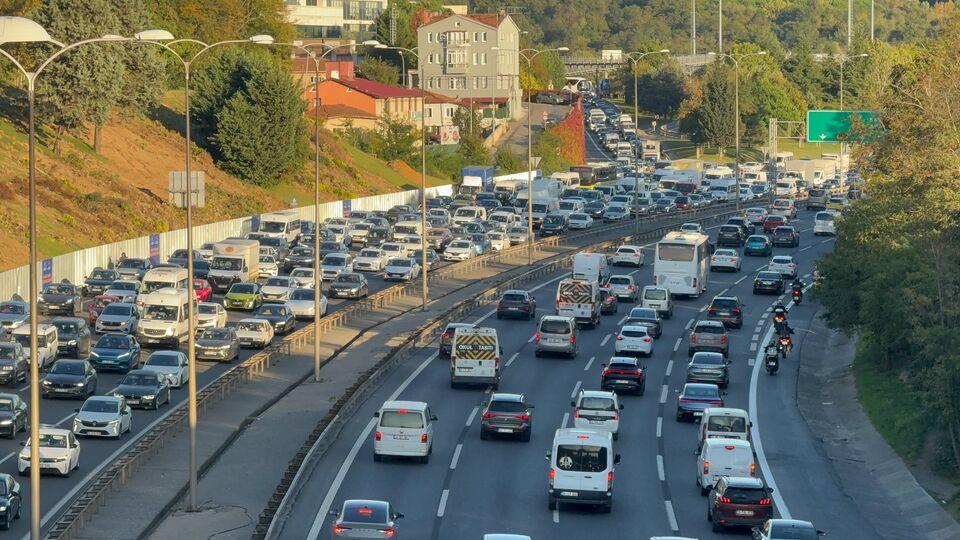 İstanbul'da trafik yoğunluğu yüzde 80