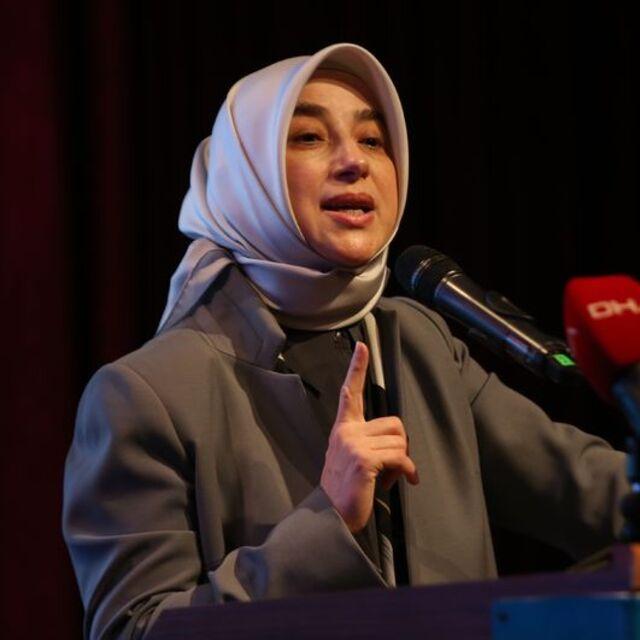 Özlem Zengin'den Özgür Özel'e tepki