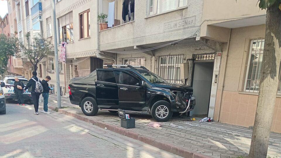 Park etme sırasında facia! Çarptığı kocası hayatını kaybetti!
