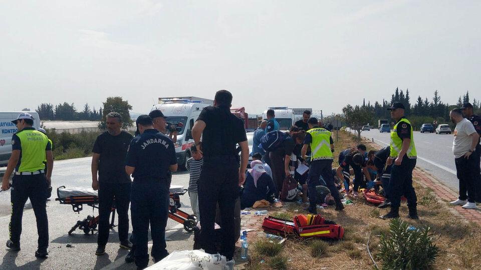 Midibüs devrildi: 5 yaralı