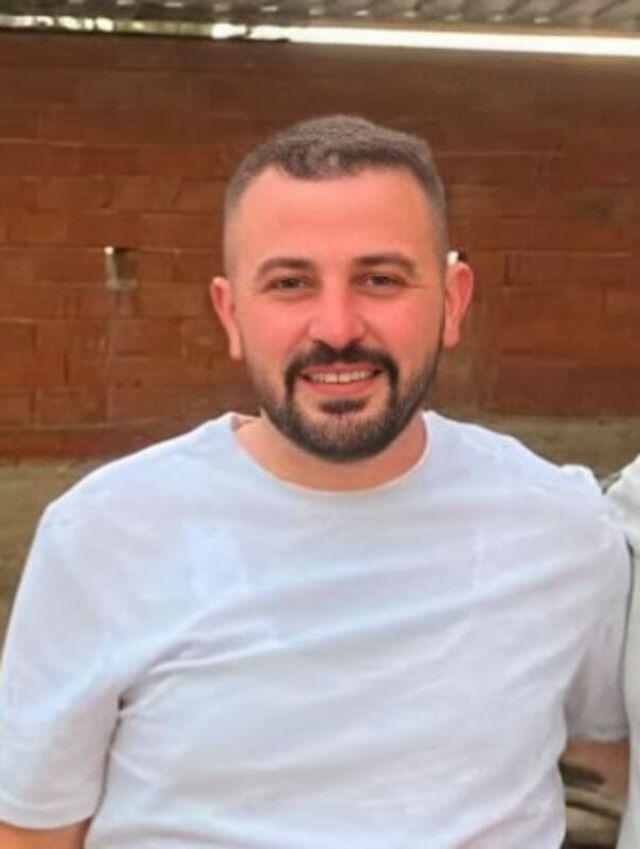 İlhan Karasu'nun oğlu Ali Karasu hayatını kaybetti.