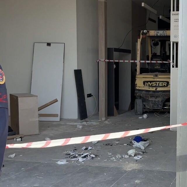 Üzerine devrilen blok can aldı