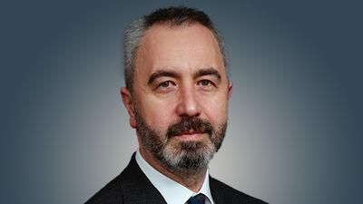 Bekir Bayrakdar kimdir?