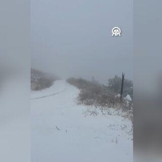 Başkent'te mevsimin ilk karı yağdı