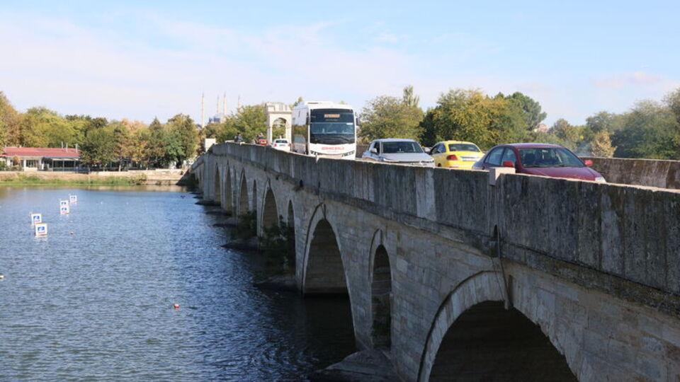 Edirne'de tarihi köprülerde tek yön sona erdi