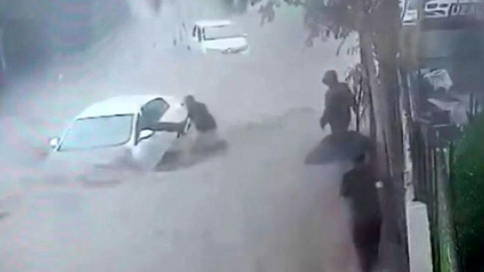 Kahraman esnaf! Canını hiçe sayıp sürücüyü kurtardı!