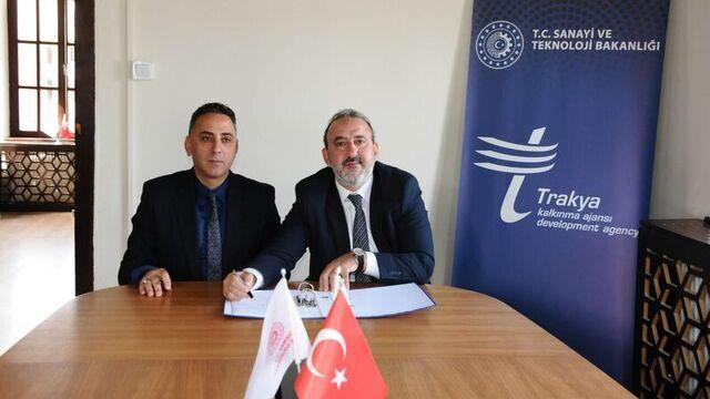 Yaşlı bireylerle etkili iletişim eğitimine destek
