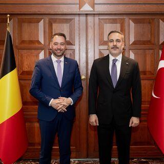 Belçikalı mevkidaşı ile görüştü