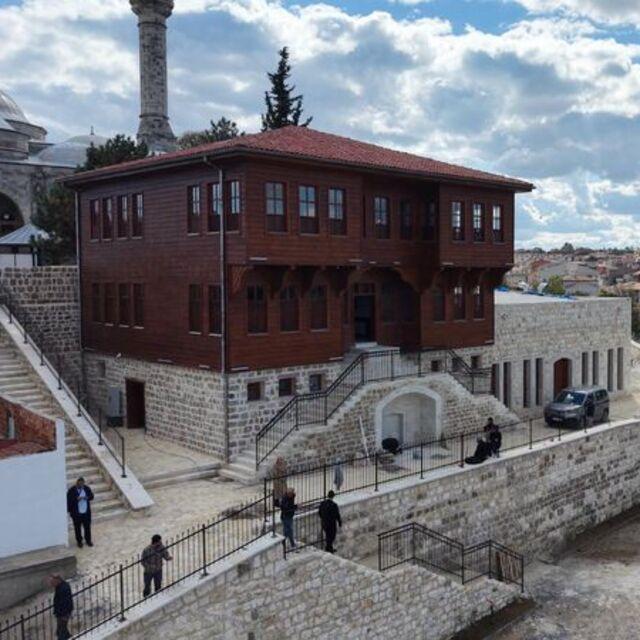 101 yıl sonra yeniden kapılarını açmaya hazırlanıyor