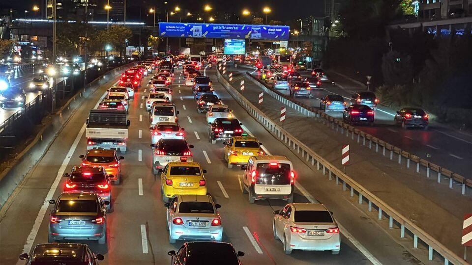 İstanbul'da trafik durma noktasında!