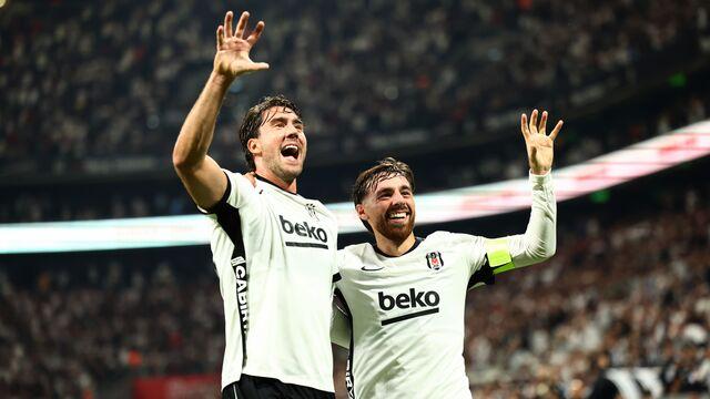 Beşiktaş - Crystal Palace muhtemel 11'ler!