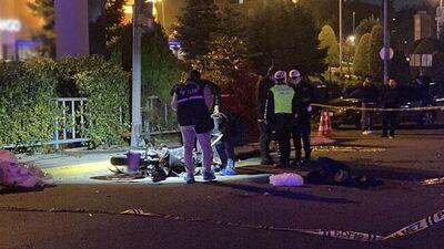 Motosiklet otomobille çarpıştı: 1 ölü, 1 yaralı