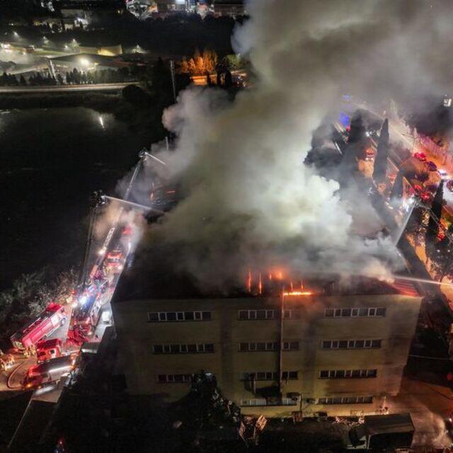 Tuzla'da ayakkabı fabrikasında yangın