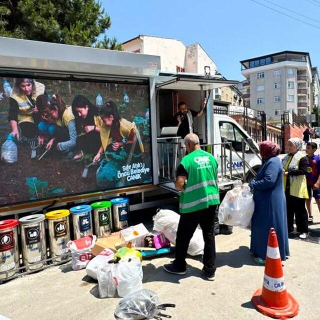 Canik'te sıfır atık aracı ve sıfır atık marketi