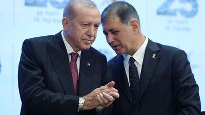 AK Parti'ye geçiş sürecini paylaştı