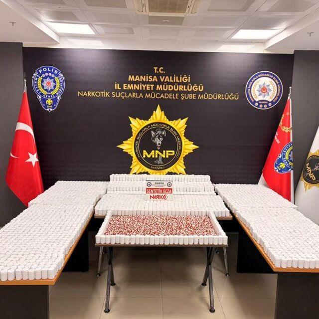 Manisa'da 225 bin sentetik uyuşturucu hap ele geçirildi