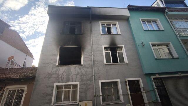 Yangın faciası! Yoğun duman ölüme yol açtı!