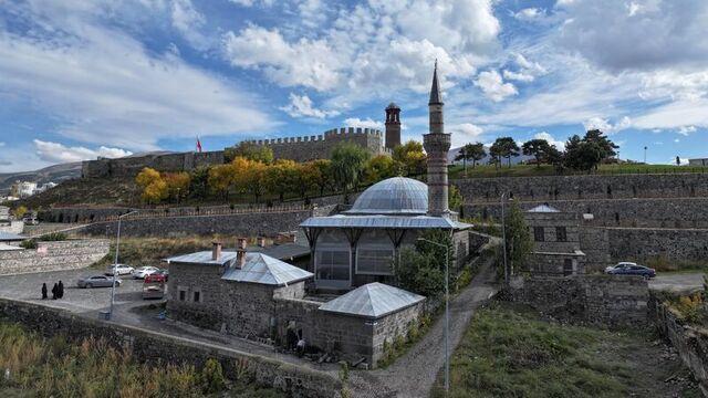 Erzurum'un 325 yıllık manevi mirası restore ediliyor