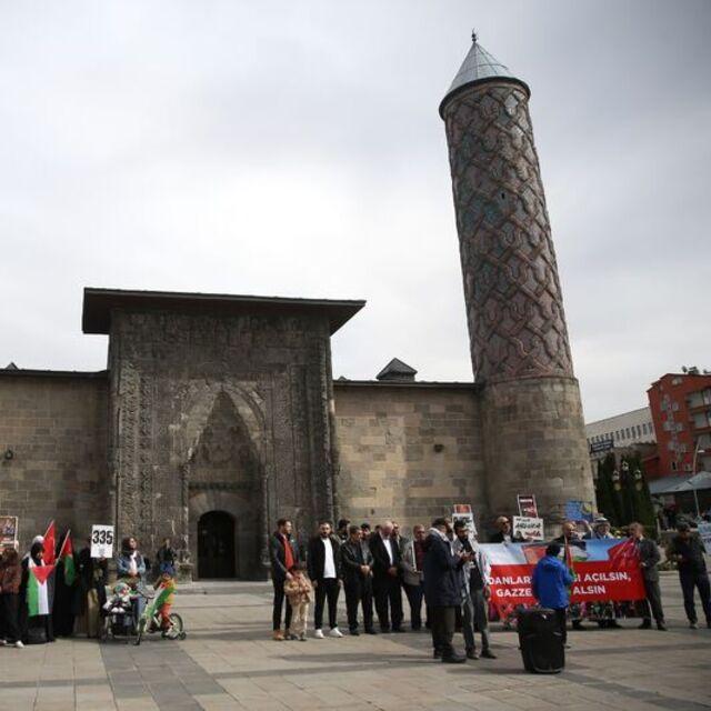Erzurum'da 154 haftadır Gazze için yürüyorlar