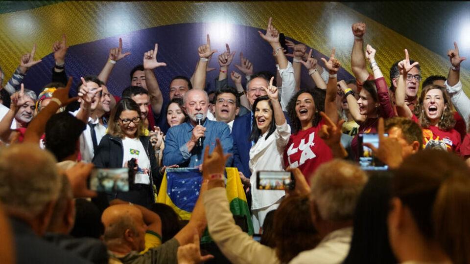 "Brezilya demokrasisini kurtardı"