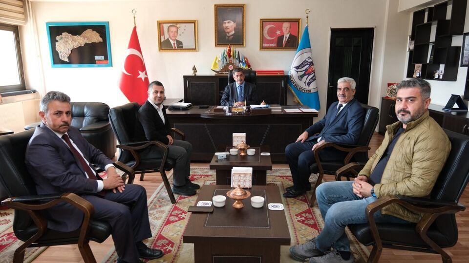 Erzincan'da TIR parkı protokolü