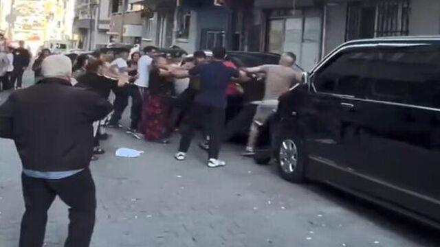 Sevgilisinin evli olduğunu öğrenen kadından tornavidalı intikam