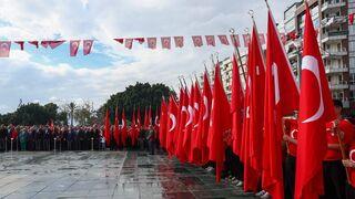 Siyasilerden Cumhuriyet mesajları