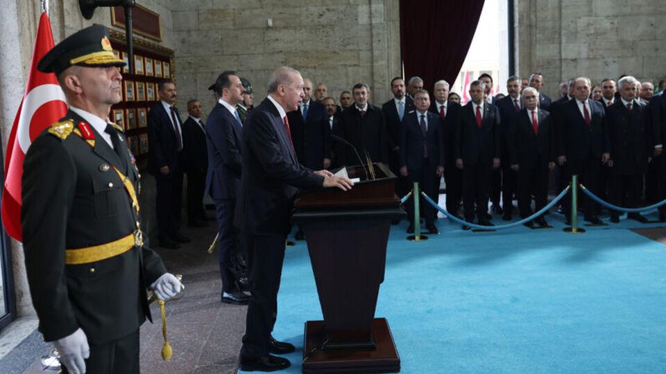 Cumhurbaşkanı Erdoğan ve devlet erkanı Anıtkabir'de