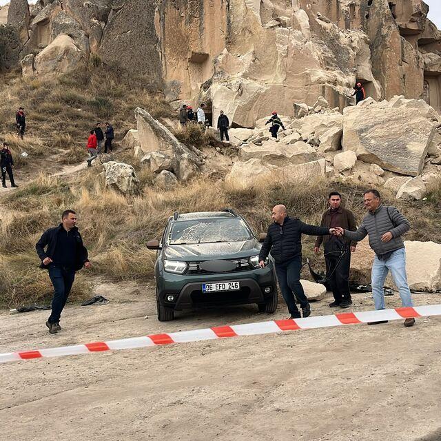 Kapadokya'da peribacası çöktü!