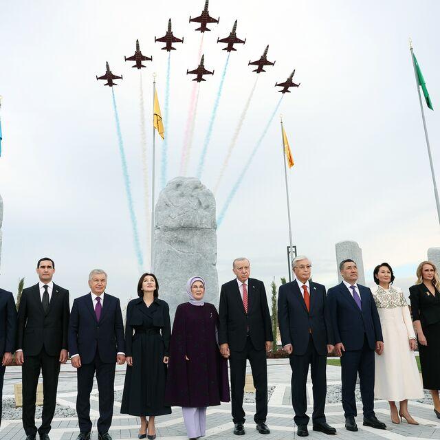 Türk dünyasını buluşturan açılış