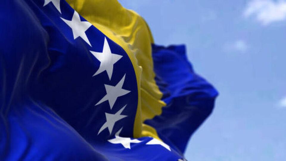 Bosna'da askeri helikopter düştü: 4 ölü, 11 yaralı