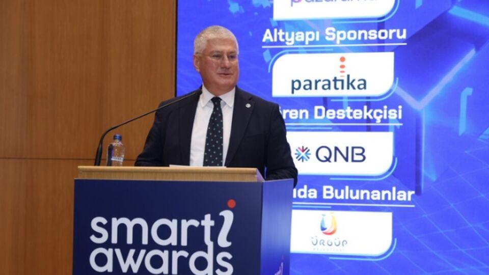 Smart-i Awards ödülleri verildi