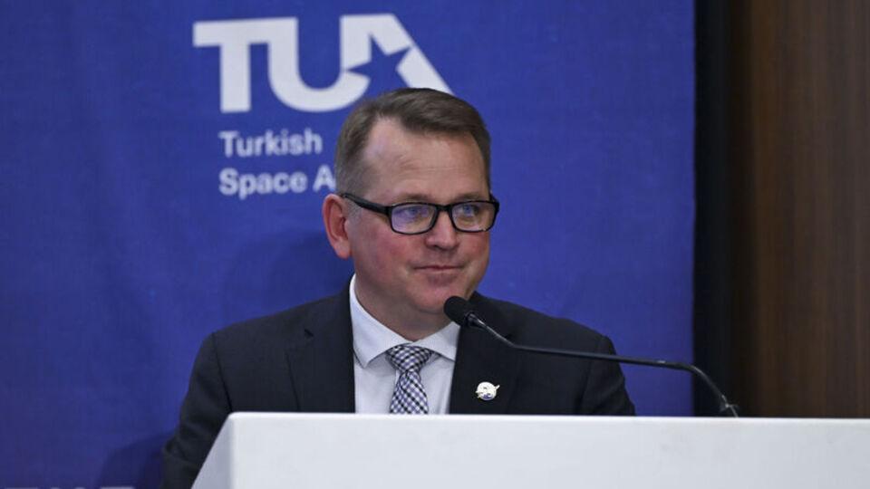 NASA, Ay bilimi verilerini dünyaya açtı