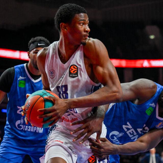 A.Efes, sezonu Barcelona'da açıyor!