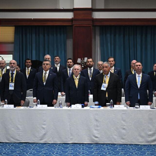 Fenerbahçe'de kritik gündemler!