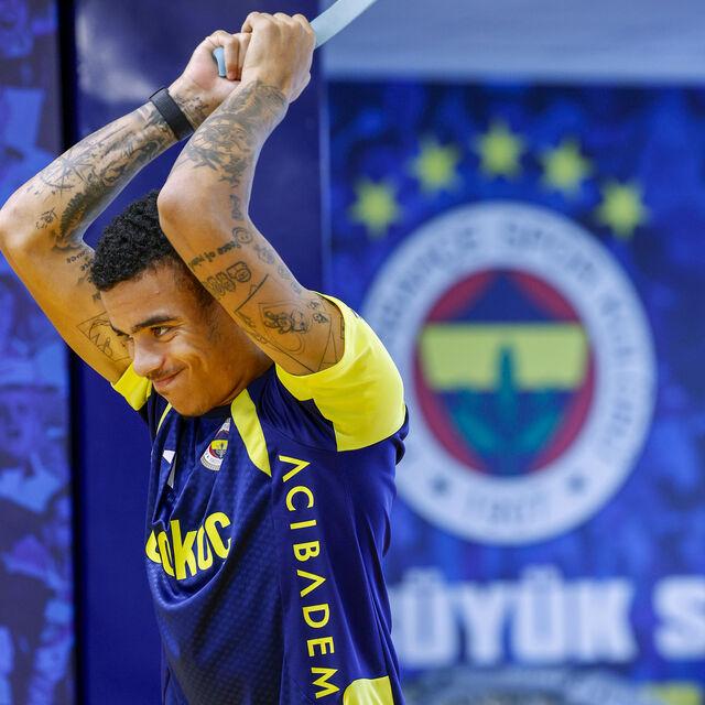 Fenerbahçe salonda çalıştı!