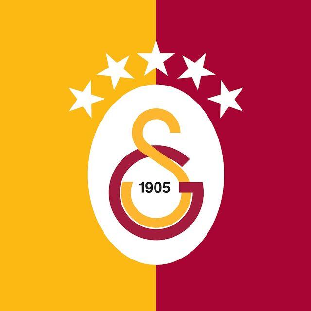 UEFA Galatasaray'ın 121. yılını kutladı!
