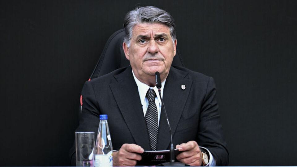 "Gerekirse ligler ertelensin!"