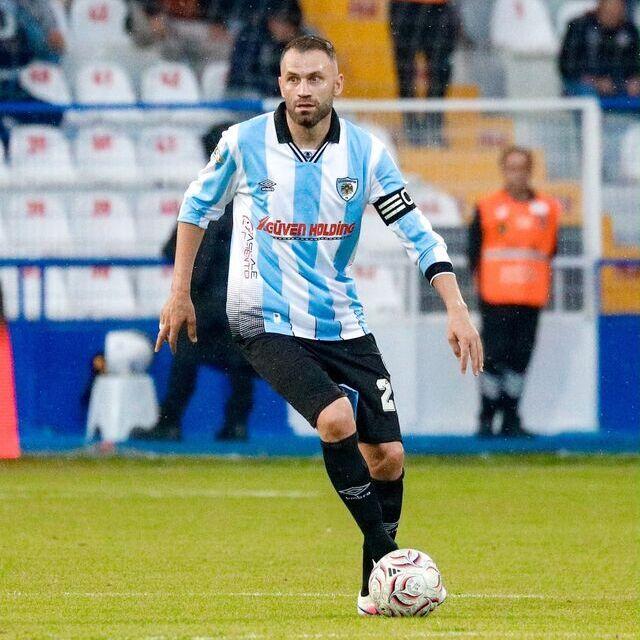 İşte Süper Lig'de oynayan en yaşlı 10 isim!