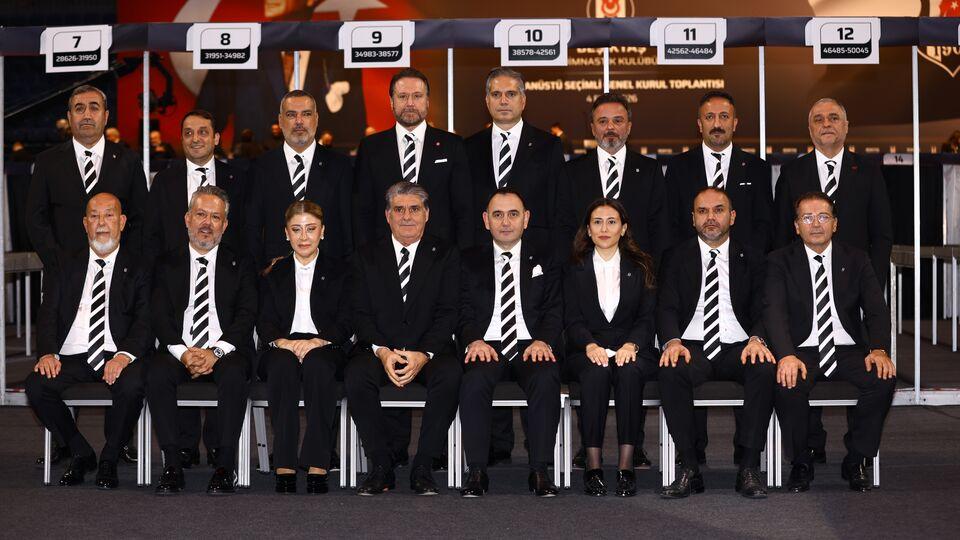 Beşiktaş'ta futbol komitesi geri döndü!